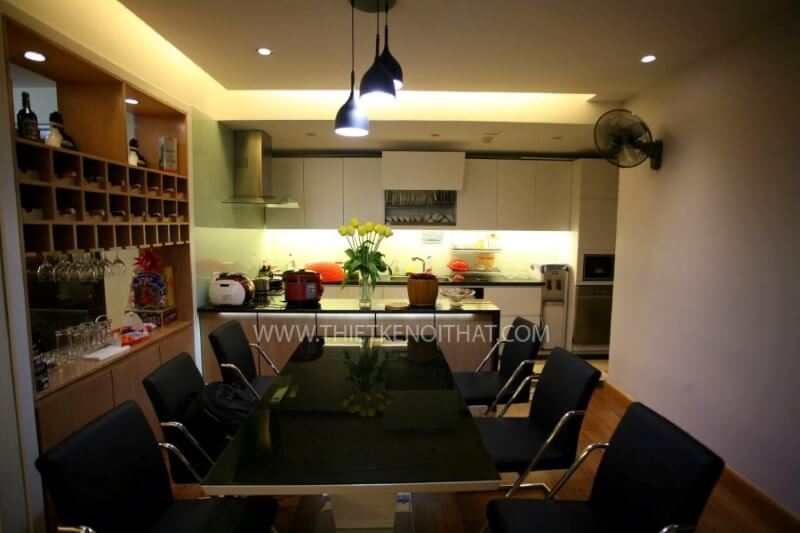 Thiết kế bàn ăn gọn gàng với sáu ghế Garce màu đen ấn tượng Mẫu thiết kế nội thất chung cư đẹp